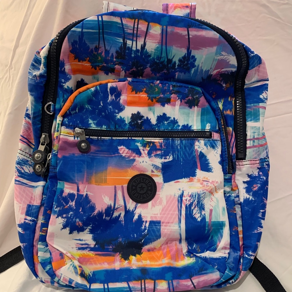 KIPLING Seoul large backpack- sorry no monkey on this one.